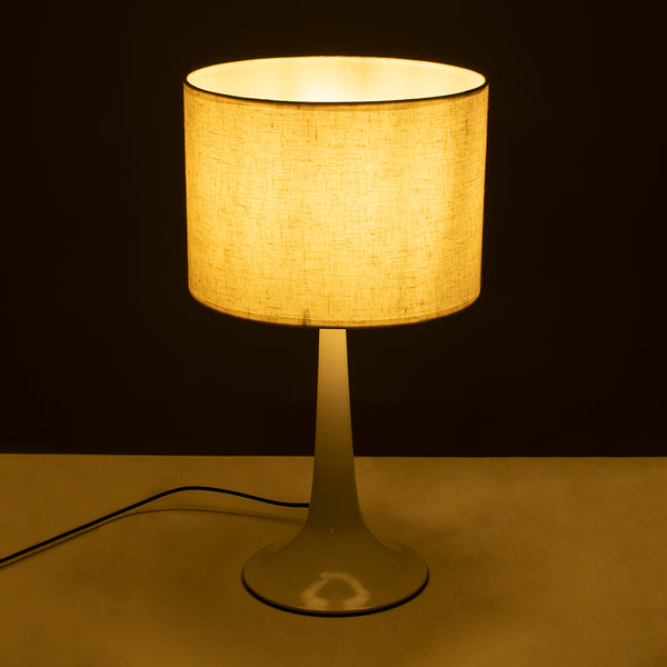 AMBROSIA Moderne Tischlampe, tragbar, Einzelleuchte, 1 x E27, weißes Metall mit Sockel