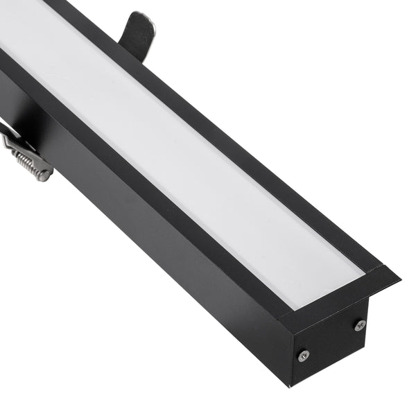 LUCA 61032 Lineare Einbauleuchte Linear LED CCT 54 W 6500 lm 120° AC 220–240 V M121,5 x B5 x H4 cm – Beleuchtung per Fernbedienung schalten, alles in einem, kalt 6000 K + natürlich 4500 K + warm 2700 K, dimmbar – Schwarz – 3 Jahre Garantie