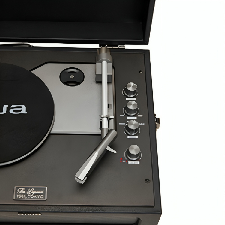 Aiwa Vintage Turntable In Leather Briefcase Black